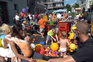 Wasserbaustelle: Ein riesiger Spass für die Kinder!